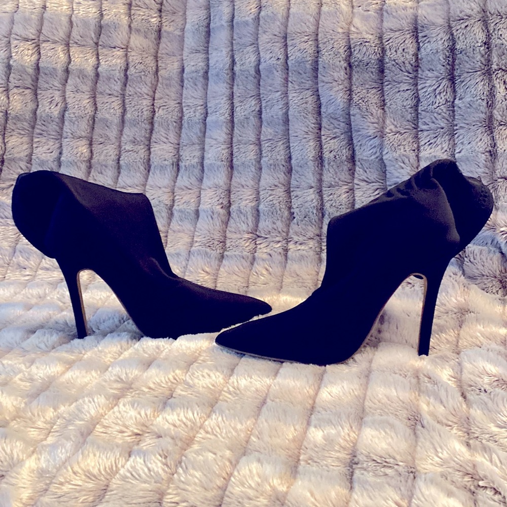 Black pointed sock boot- Brand new Women Size 35